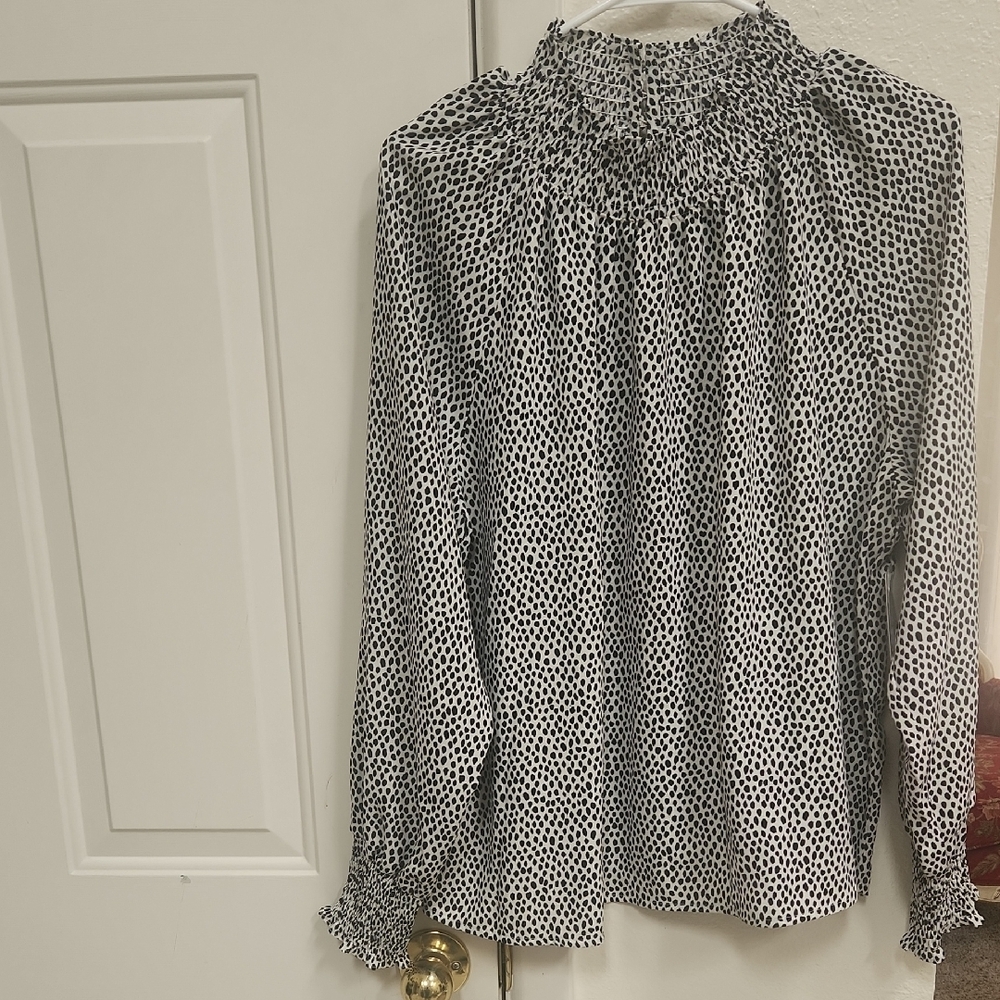 NEW black and White Polka Dot Women's Top